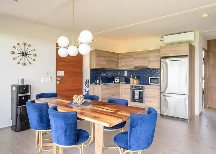 3br Penthouse With Rooftop Pool Near Centro Appartement